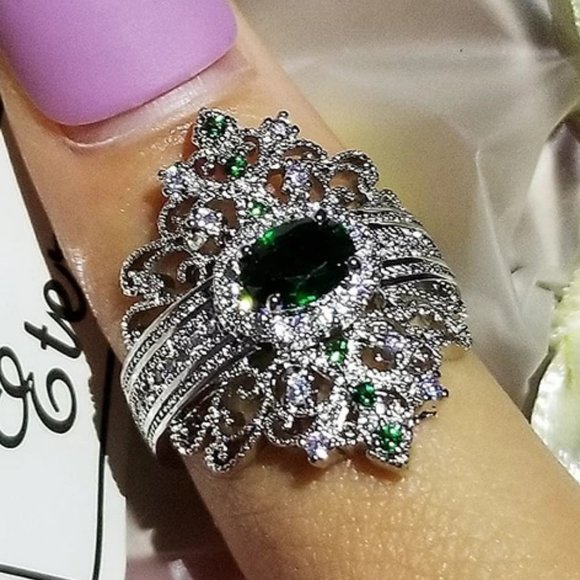 Jewelry - NEW 925 Silver Emerald Diamond Crown Luxury Ring